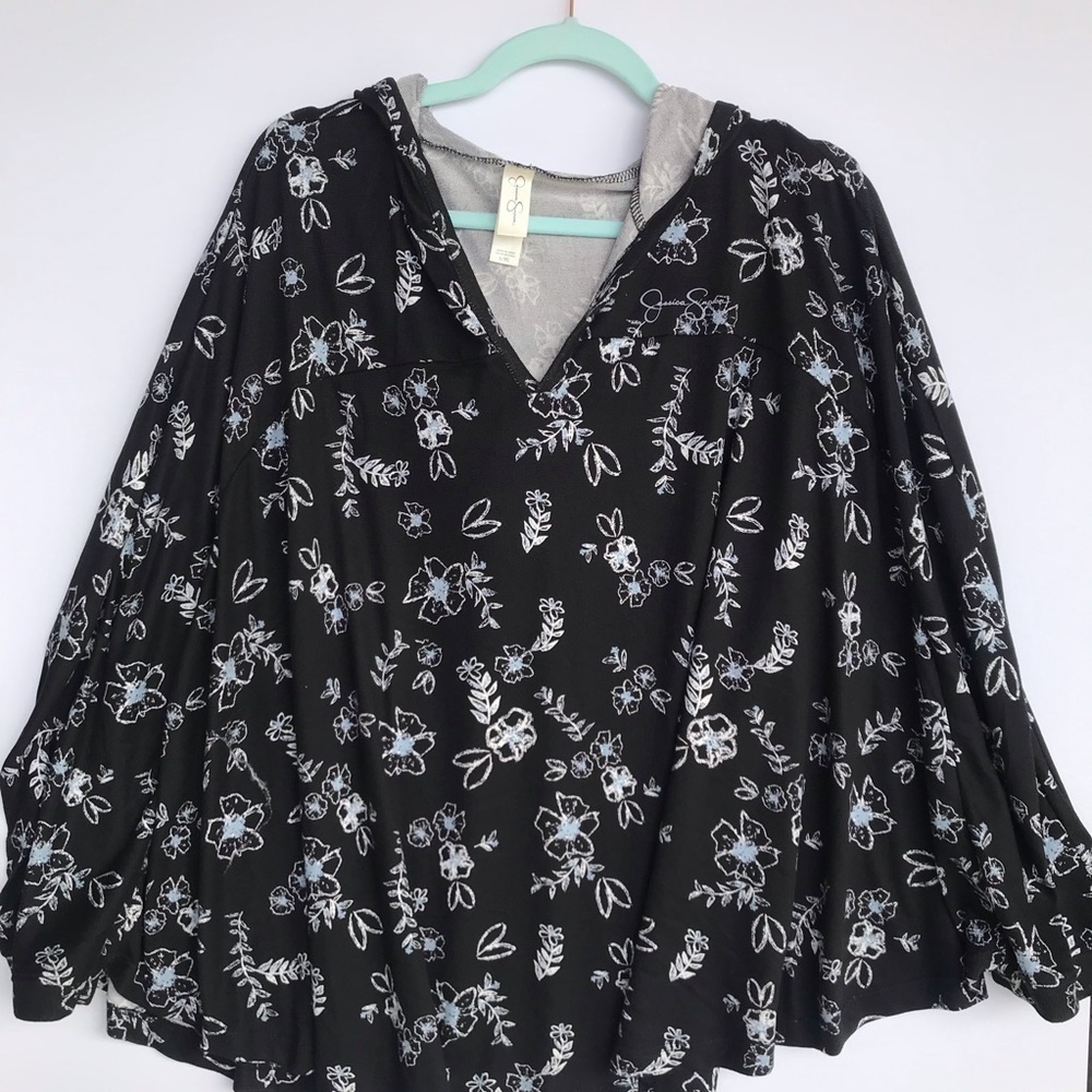 Jessica Simpson new with tags L/XL Black print oversize hoodie top